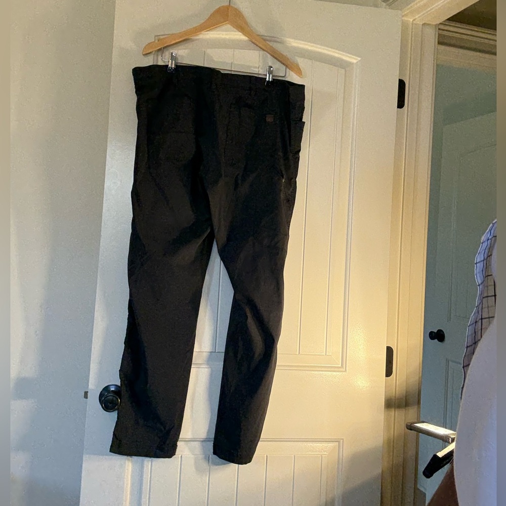 Men's Black Cargo Pants - Picture 2 of 6